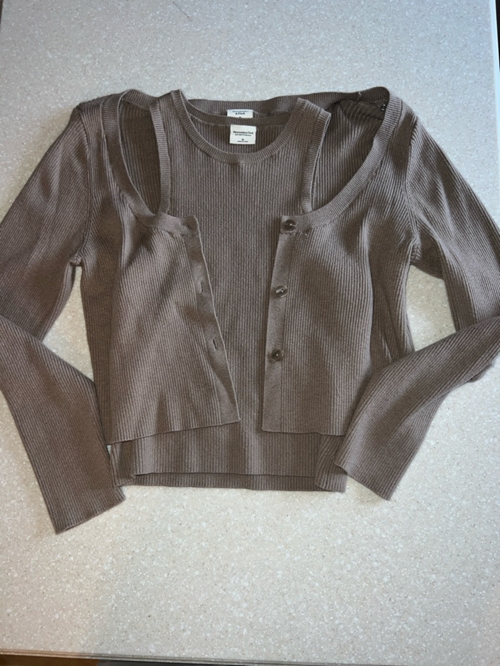 Abercrombie & Fitch Ribbed Knit Twinset in Taupe Brown